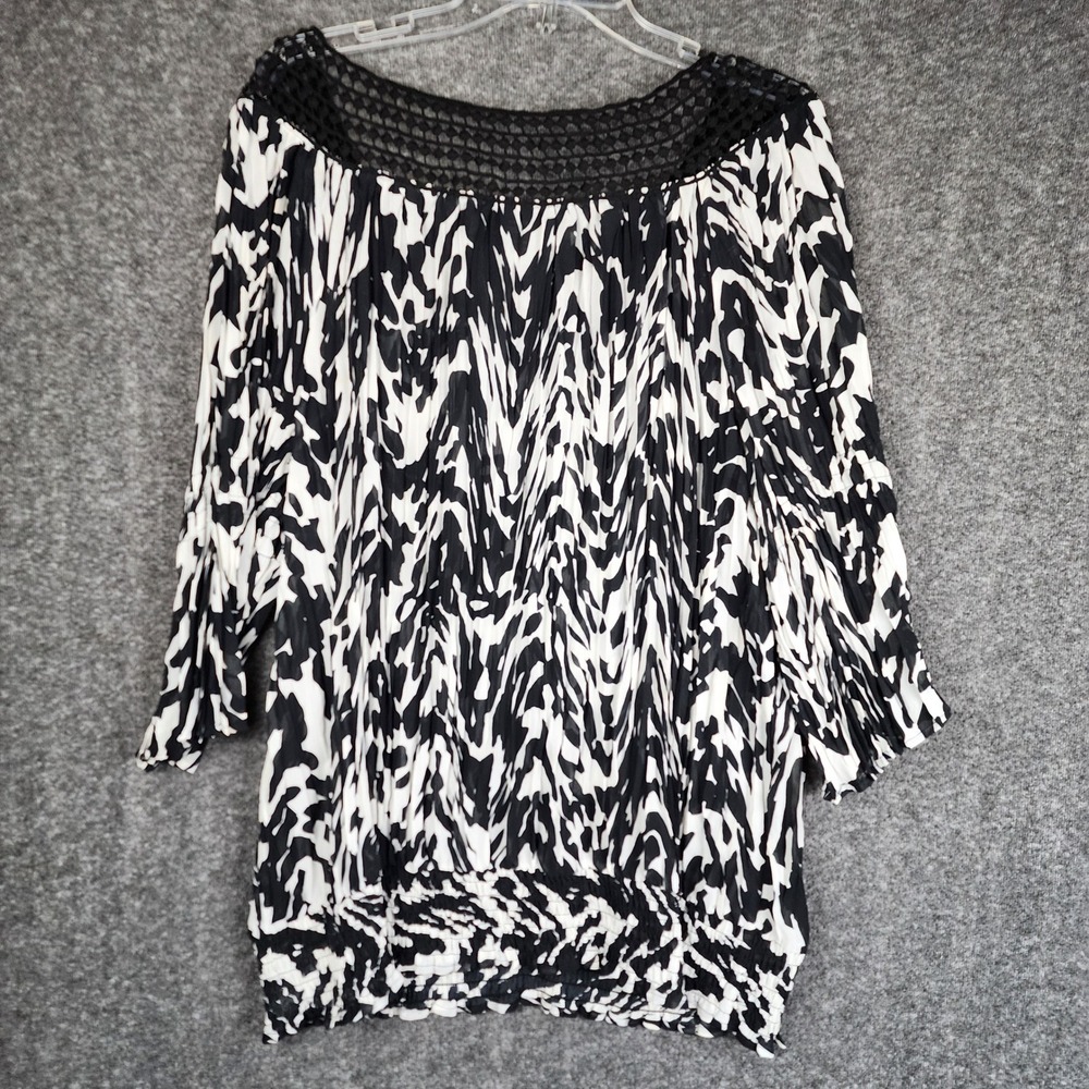 Lane Bryant Blouse Women 18/20 Black White Animal Print Crochet Smocked Boho - Picture 2 of 11